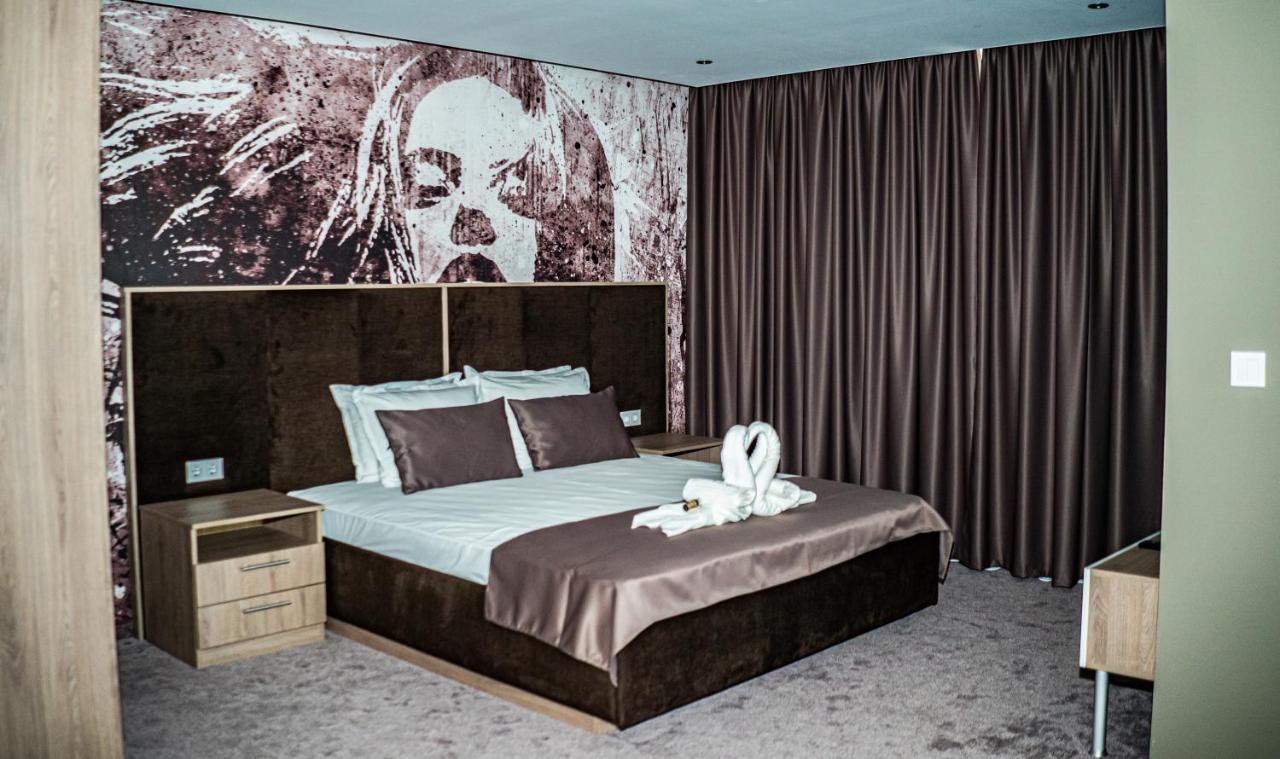 Impuls Hotel Vidin Buitenkant foto