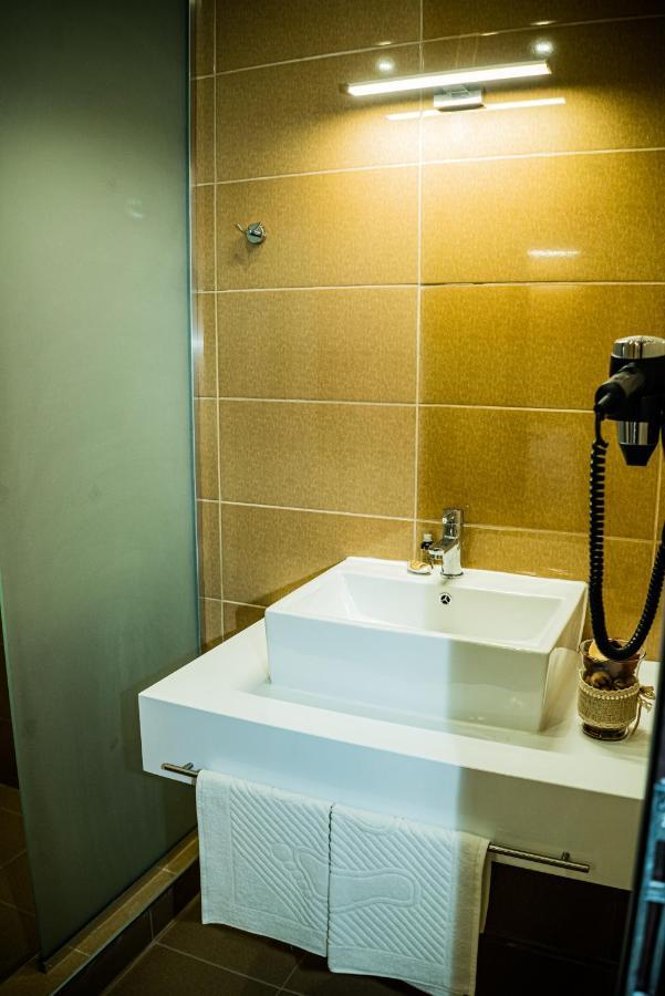 Impuls Hotel Vidin Buitenkant foto
