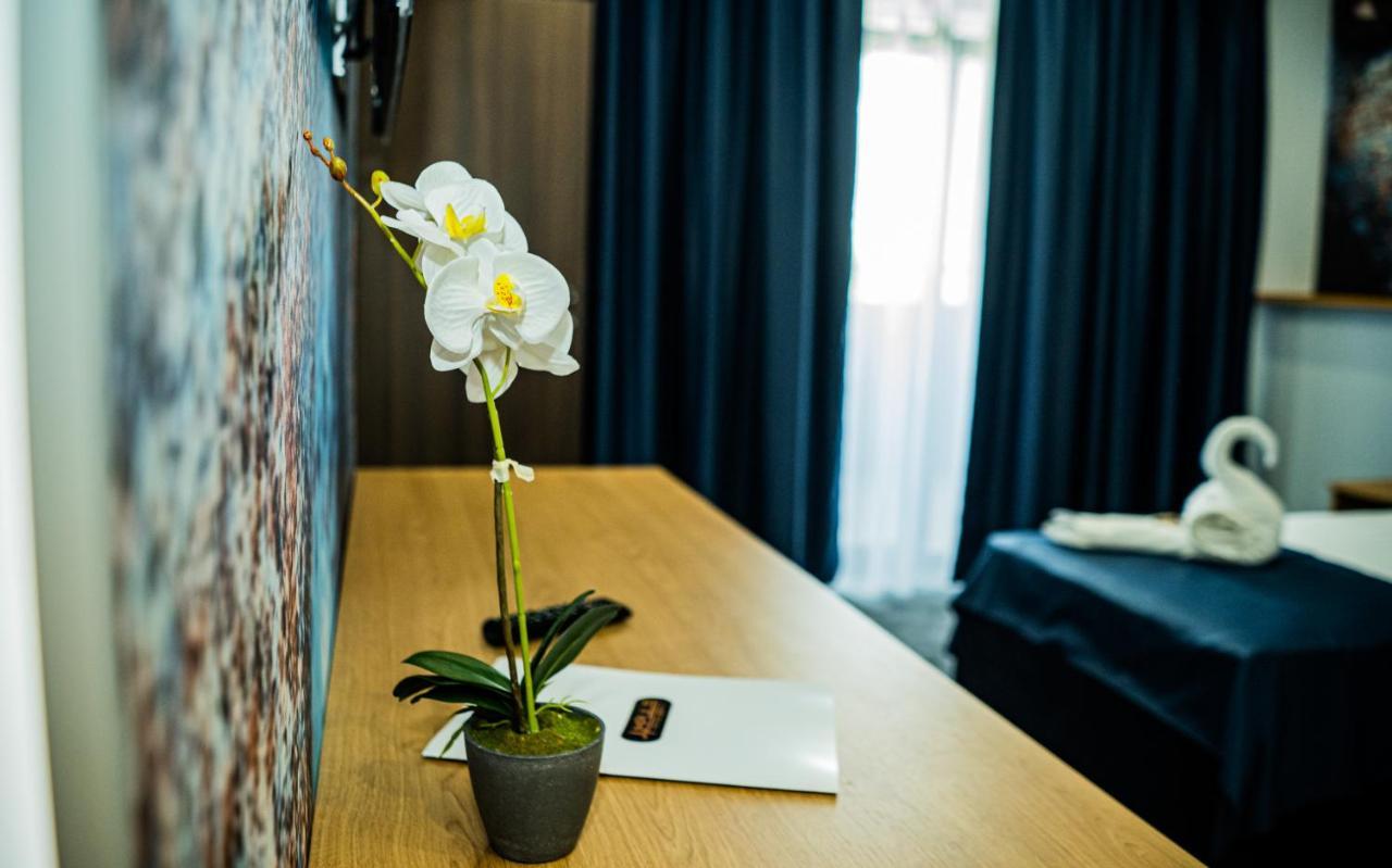 Impuls Hotel Vidin Buitenkant foto